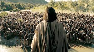 Jesus y las multitudes.jpg